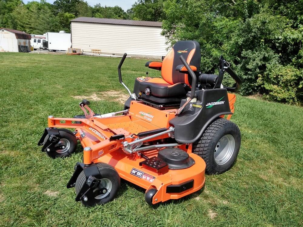 Jacobsen ZT1000 3366KOE 66" Zero Turn Mower 33hp Kohler
