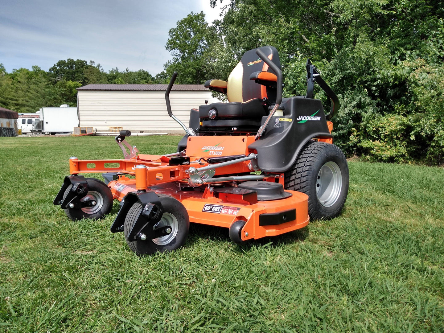 Jacobsen ZT1000 3366KOE 66" Zero Turn Mower 33hp Kohler