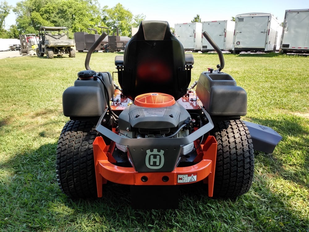 Husqvarna MZ6128 Briggs Zero Turn Mower - Bagger Pack