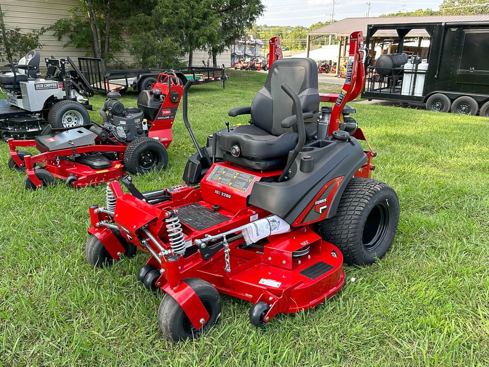 Ferris 5902078 60" ISX2200 Zero Turn Mower 28HP VAN EFI