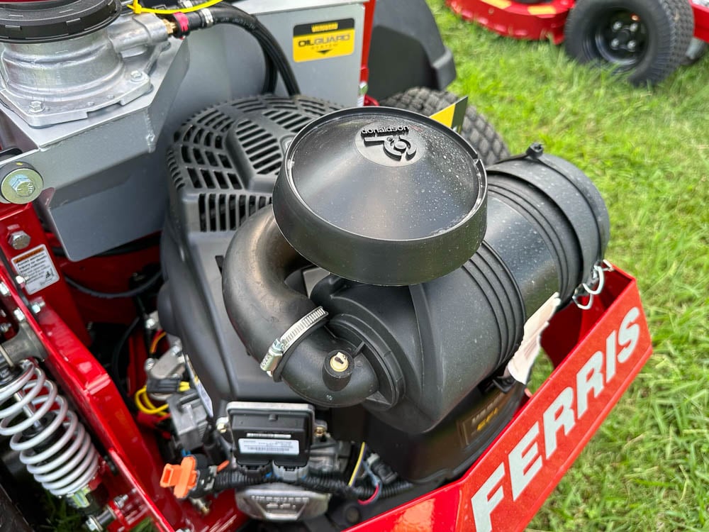 Ferris 5902078 60" ISX2200 Zero Turn Mower 28HP VAN EFI