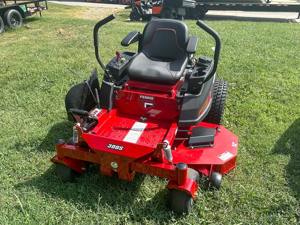 Ferris 5902142 52" 300S Zero Turn Mower 25HP Briggs