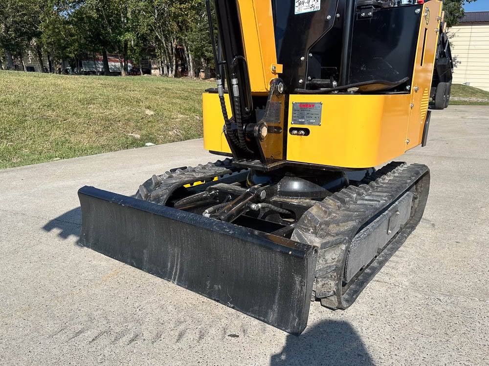 Chery Equipment KV12 Mini Excavator 13.5HP Briggs