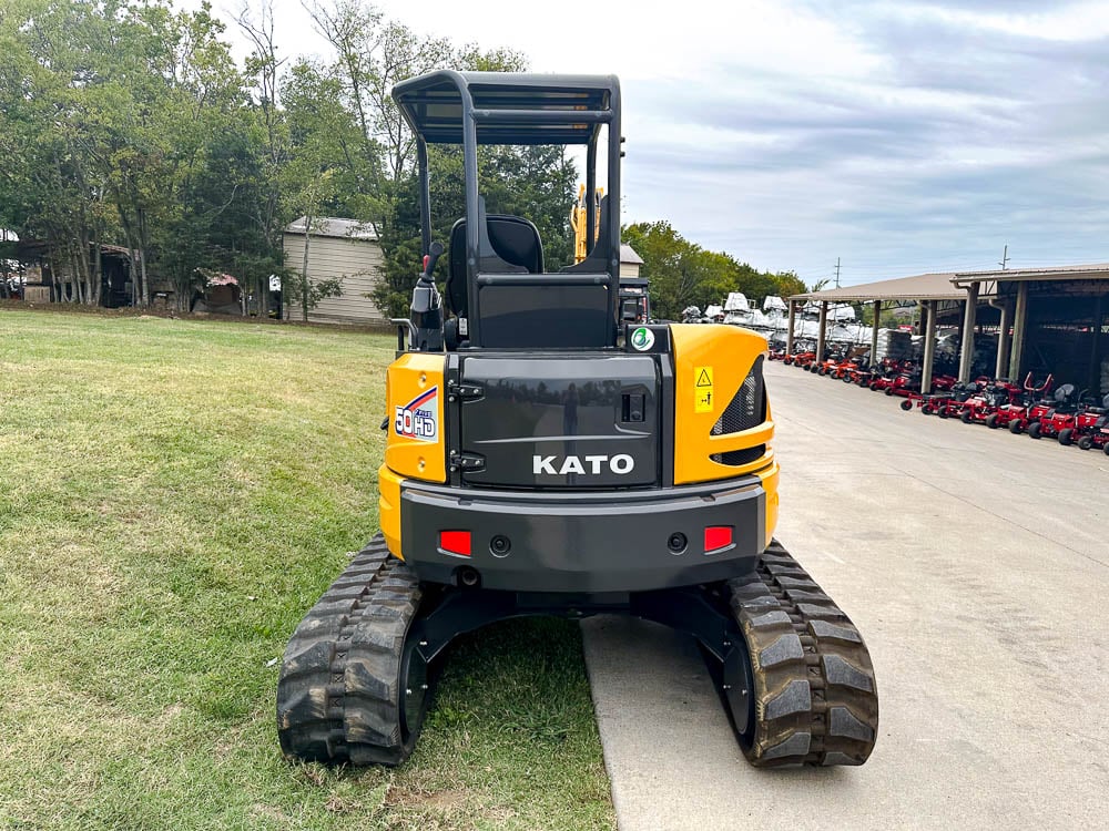 Kato HD50V5 Mini Excavator 43.5HP Kubota Diesel