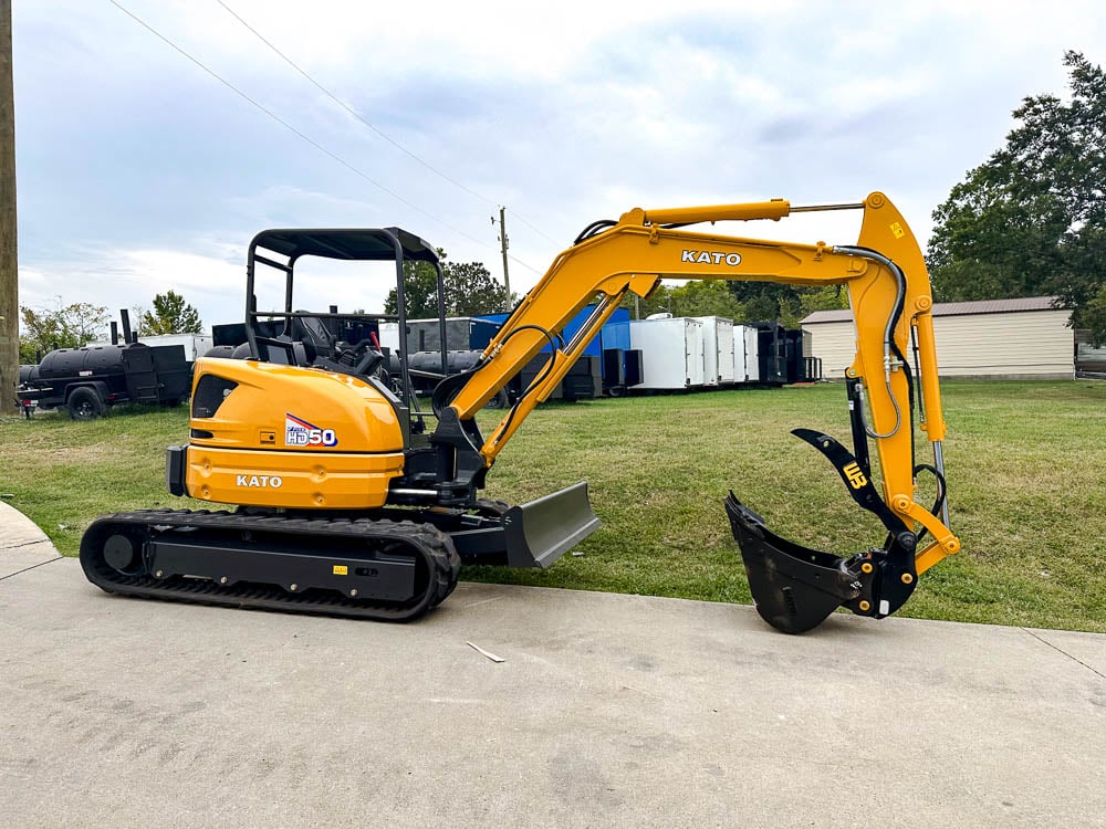 Kato HD50V5 Mini Excavator 43.5HP Kubota Diesel