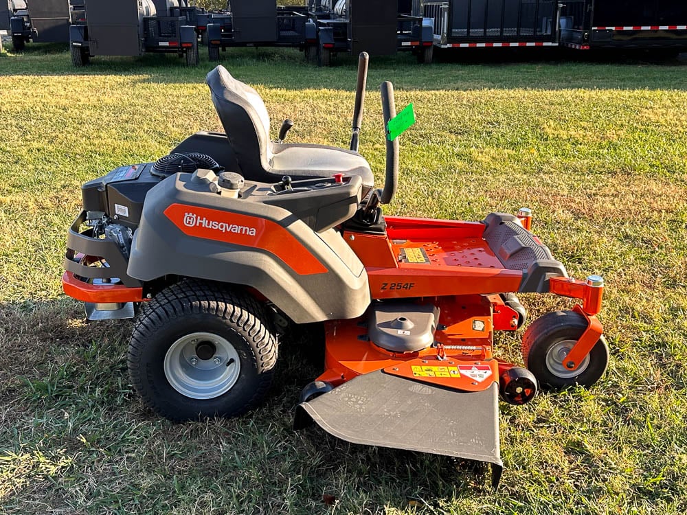 Husqvarna Z254F Prem. 24HP Kawasaki Zero Turn Lawn Mower