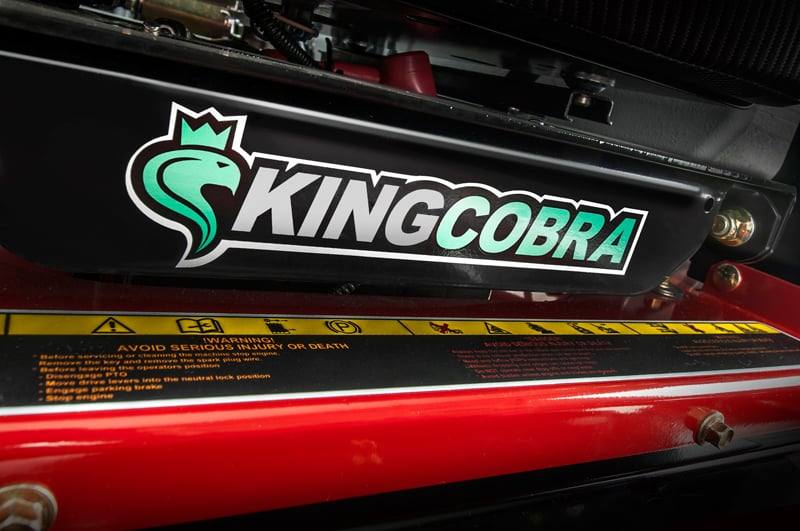 WorldLawn King Cobra Zero Turn Mower Front Right