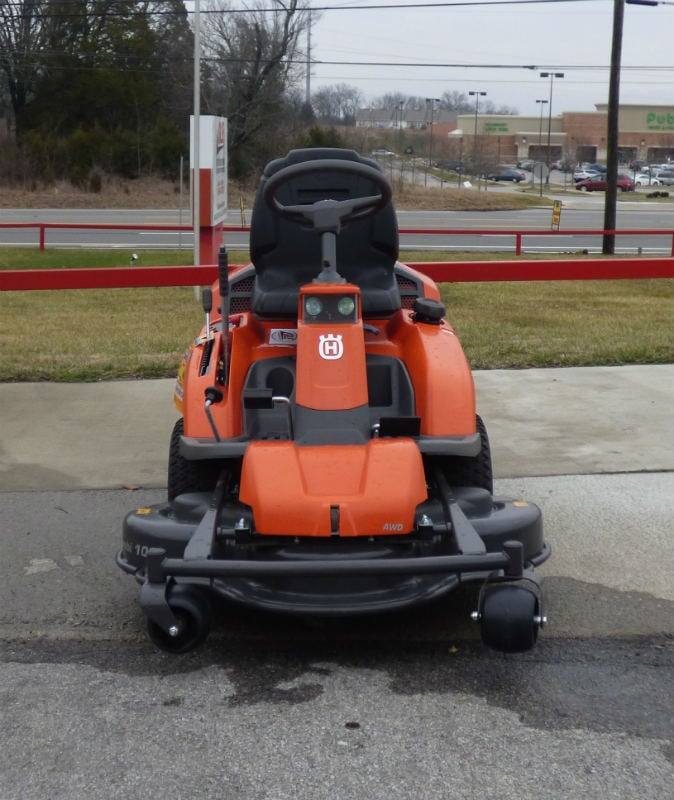 Husqvarna R 322T AWD