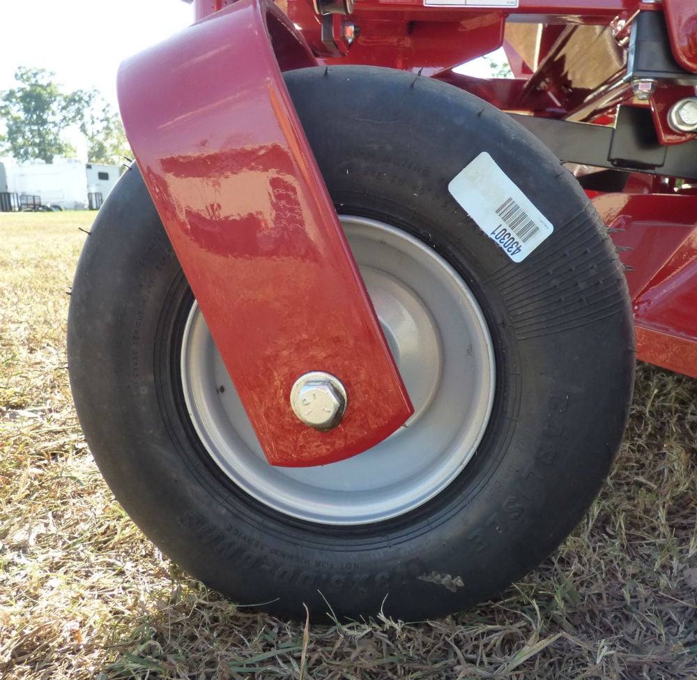 Ferris IS700Z Zero Turn Mower 61" Deck 24 HP Kawasaki