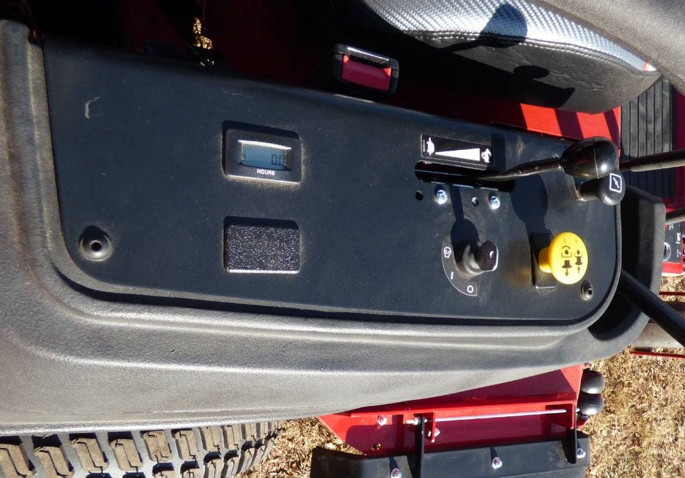 Ferris IS700Z Zero Turn Mower 61" Deck 24 HP Kawasaki