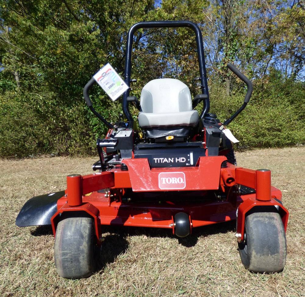Toro 74451 Titan HD 1500 Zero Turn Mower 52"