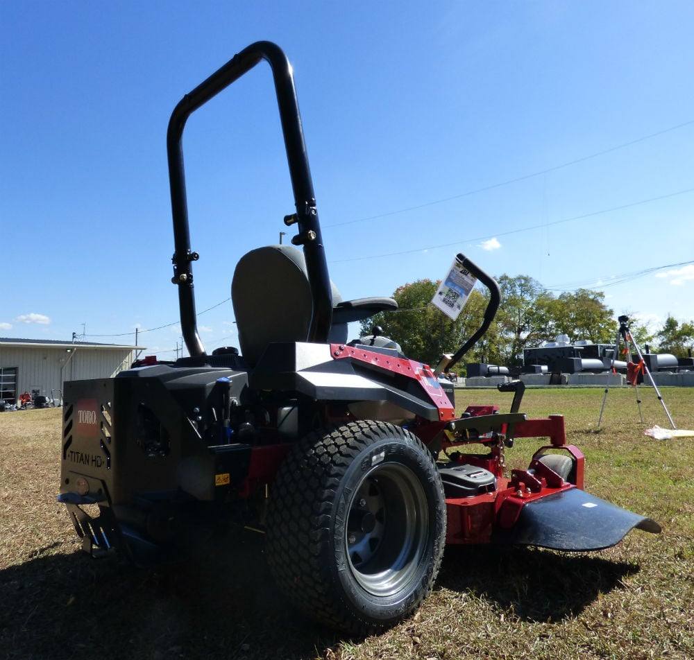 Toro 74451 Titan HD 1500 Zero Turn Mower 52"