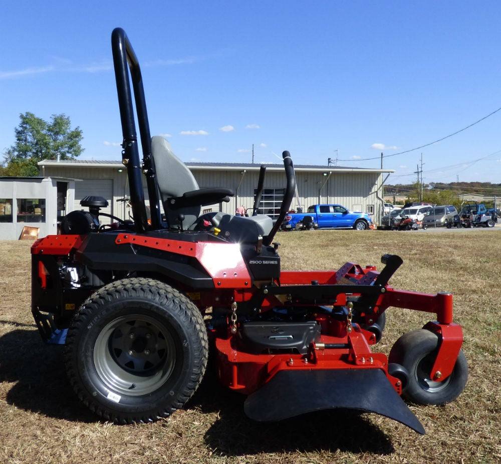 Toro 74472 Titan HD 2500 Zero Turn Mower 60" - 23.5hp Kawa