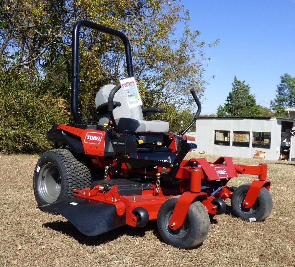 Toro 74452 Titan HD 1500  Mower 60"