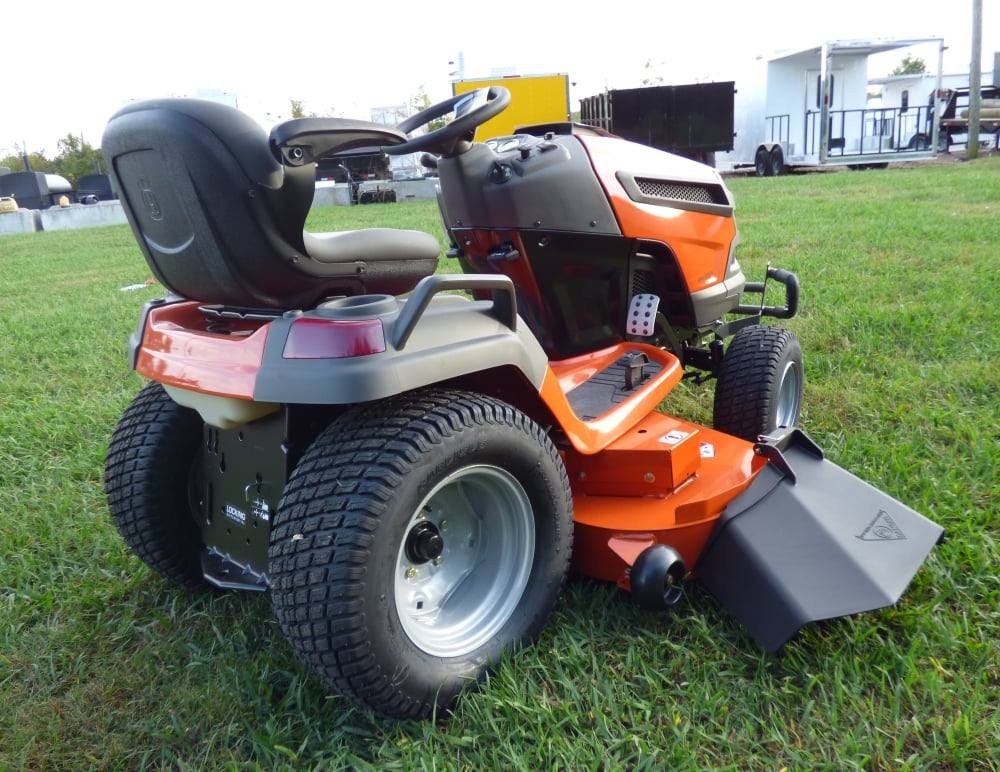 Husqvarna GTH52XLS Lawn Tractor 52" Briggs Bagger