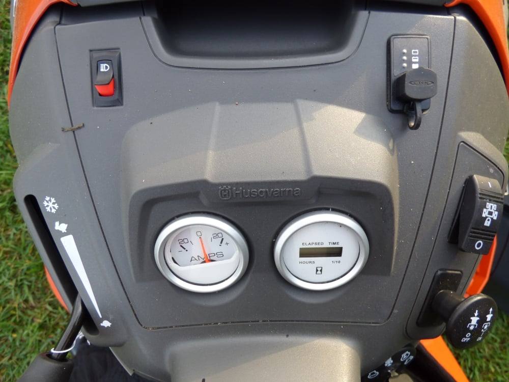 Husqvarna GTH52XLS Lawn Tractor 52" Briggs Bagger