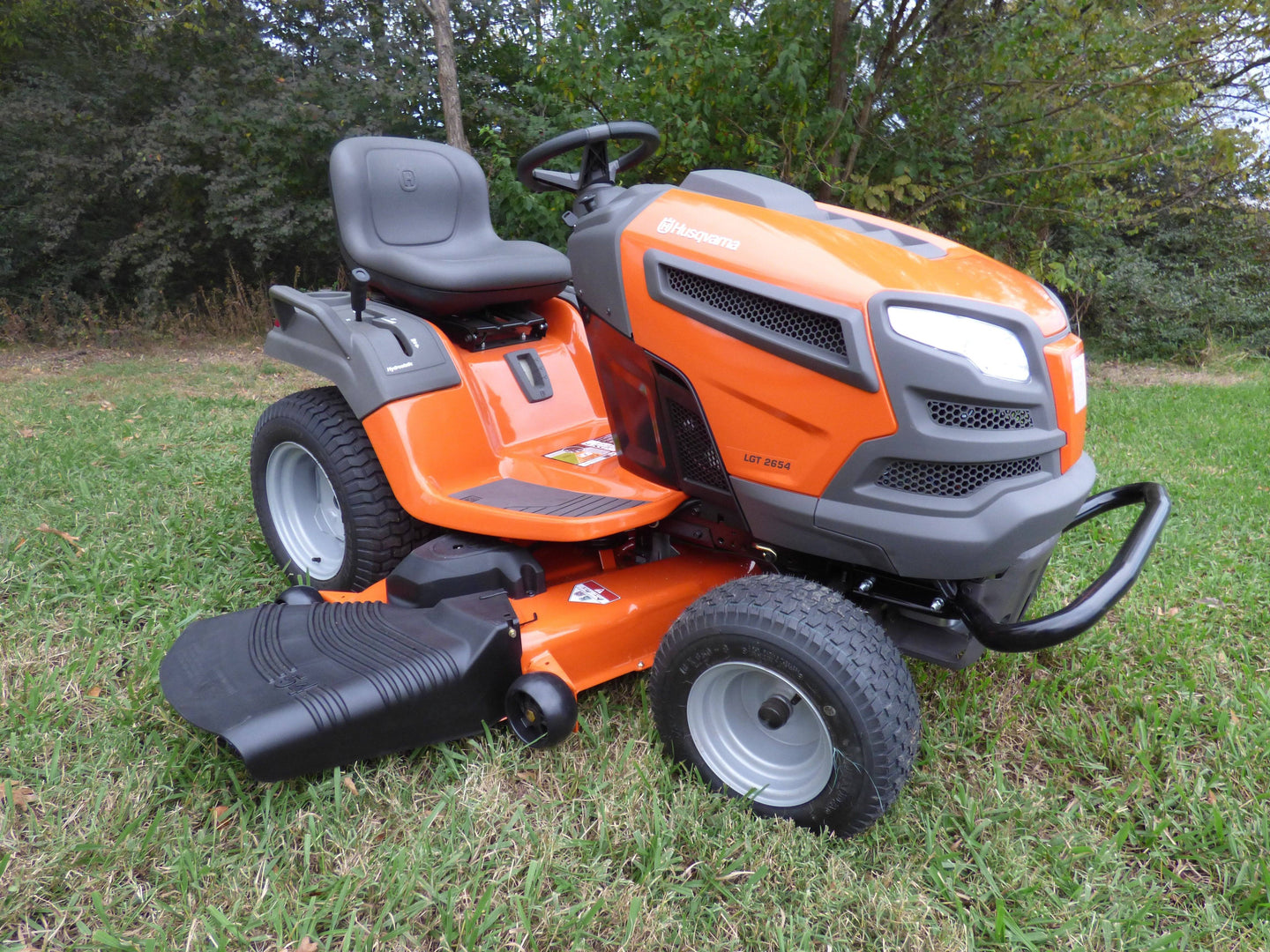 Husqvarna LGT2654 Lawn Tractor