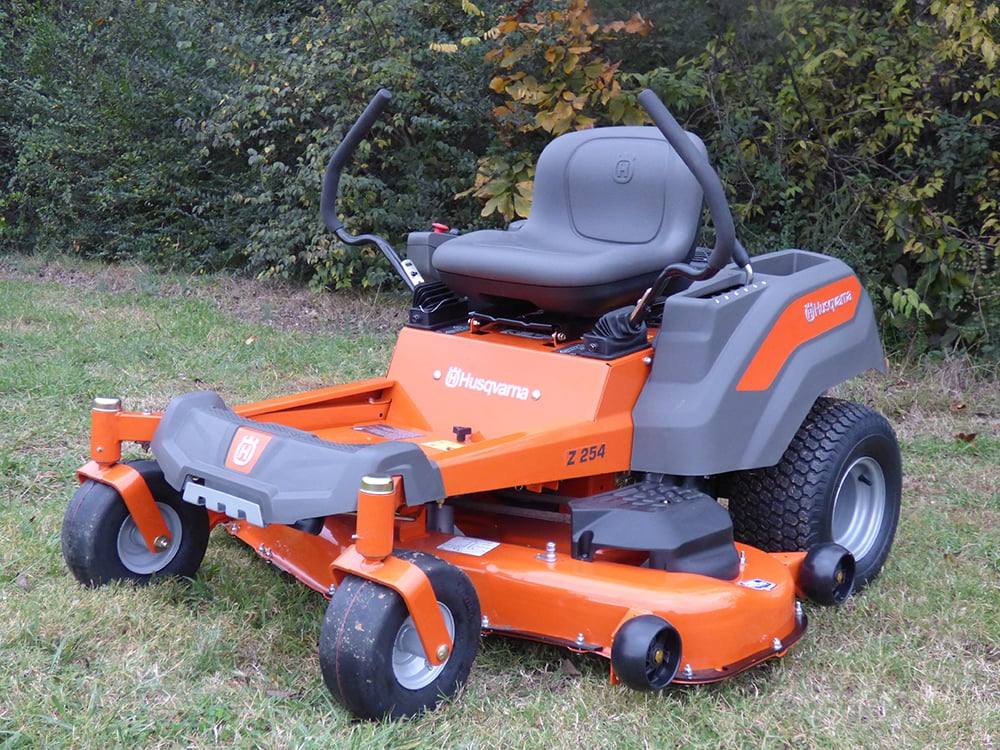 Husqvarna Z254 Zero Turn Mower 54" Kawasaki - Bagger Package