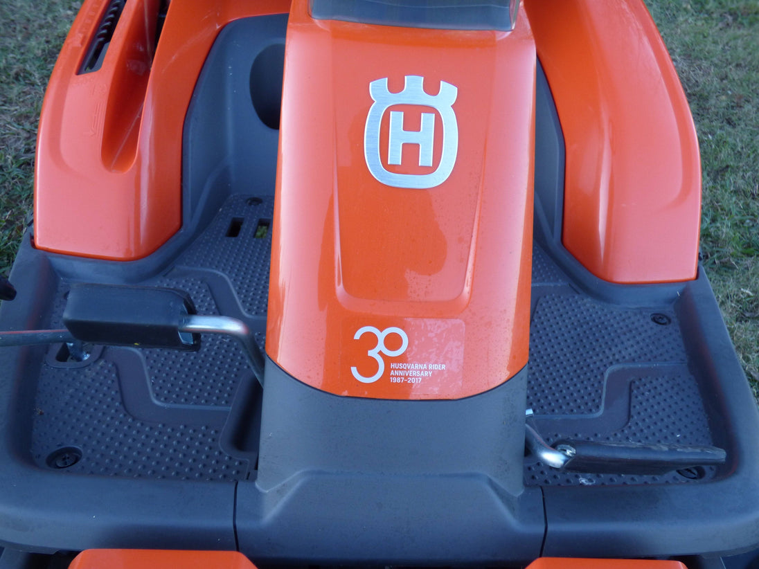 Husqvarna R 322T AWD