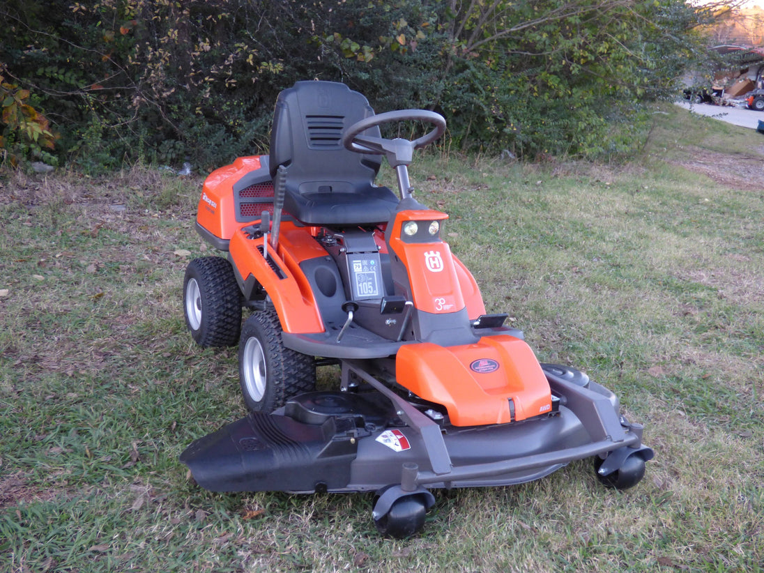 Husqvarna R 322T AWD