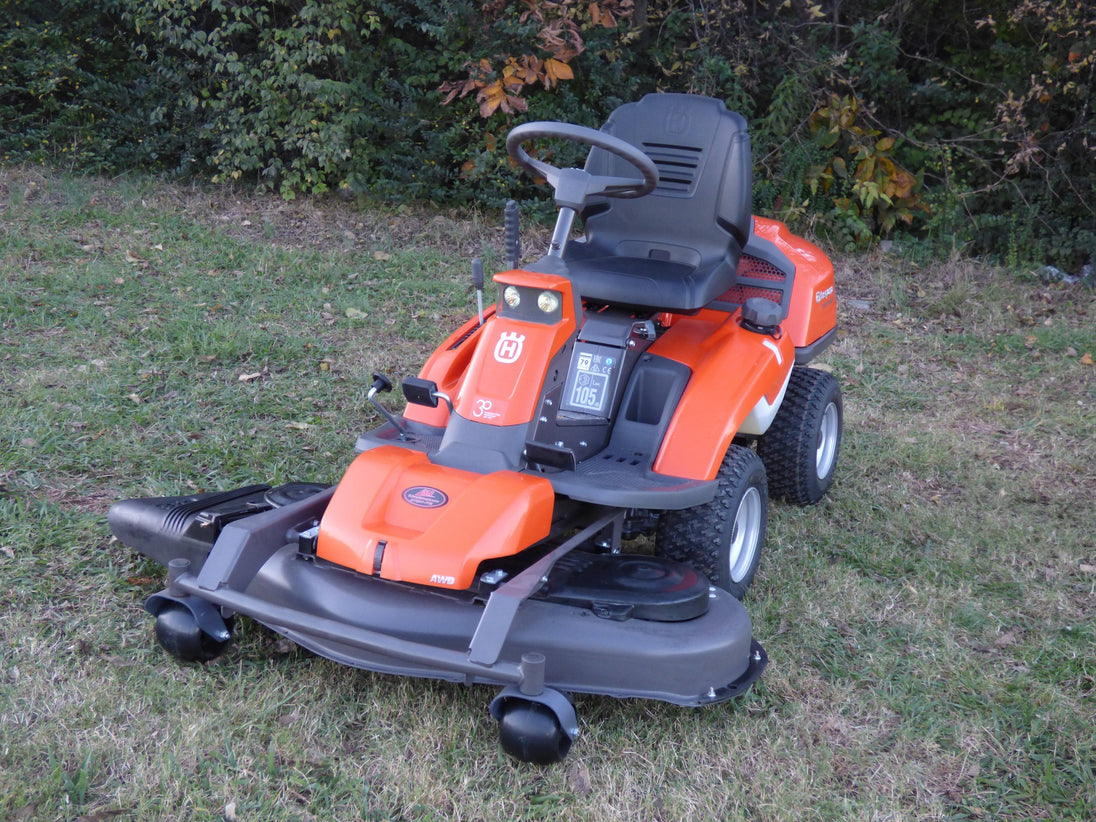 Husqvarna R 322T AWD