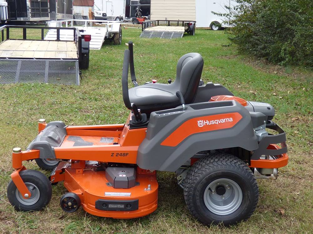Husqvarna Z248F Zero Turn Lawn Mower with Gift Card