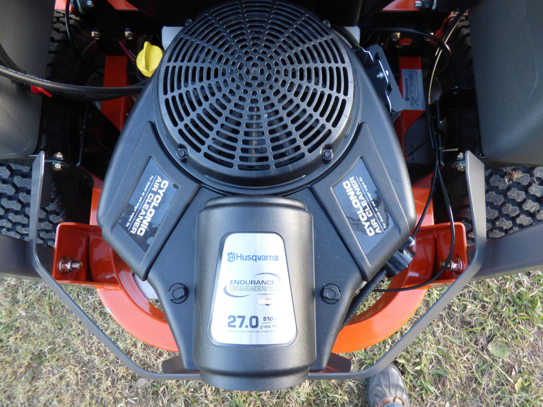 Husqvarna MZT61 Zero Turn Mower 61" Deck 27HP Briggs + Gift Card