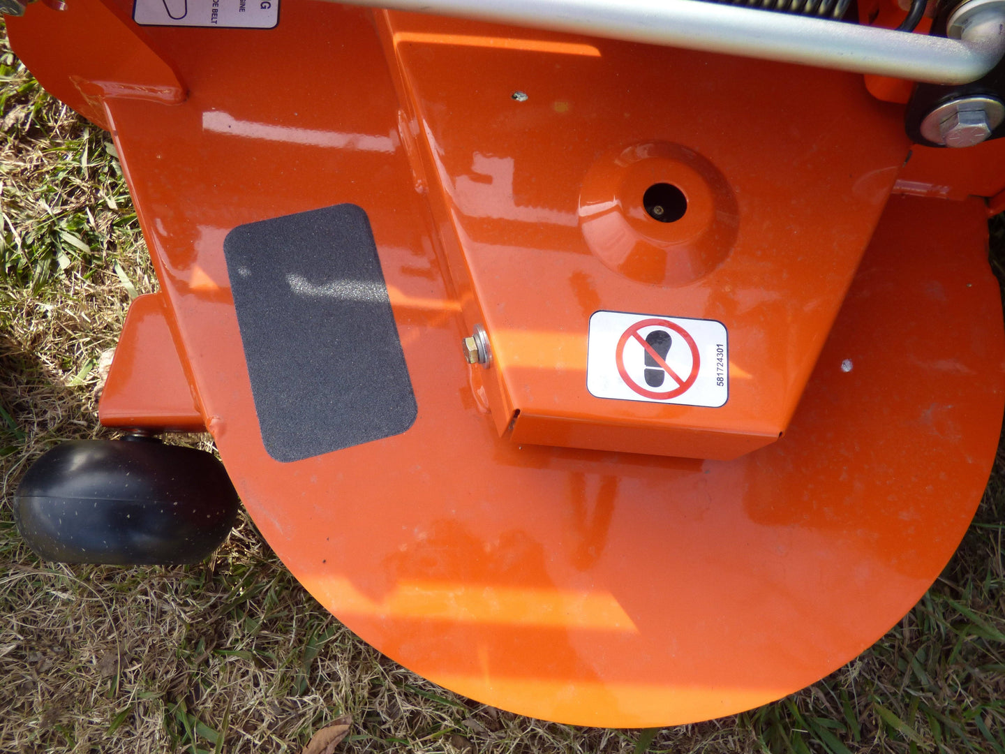 MZT52 Zero Turn Mower with Gift Card
