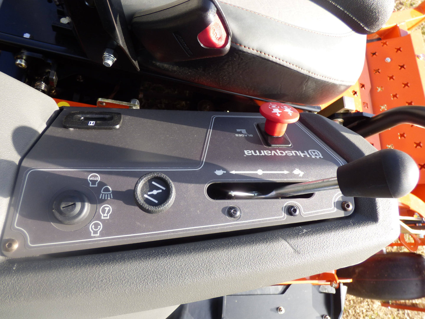 Husqvarna PZT48 KAW