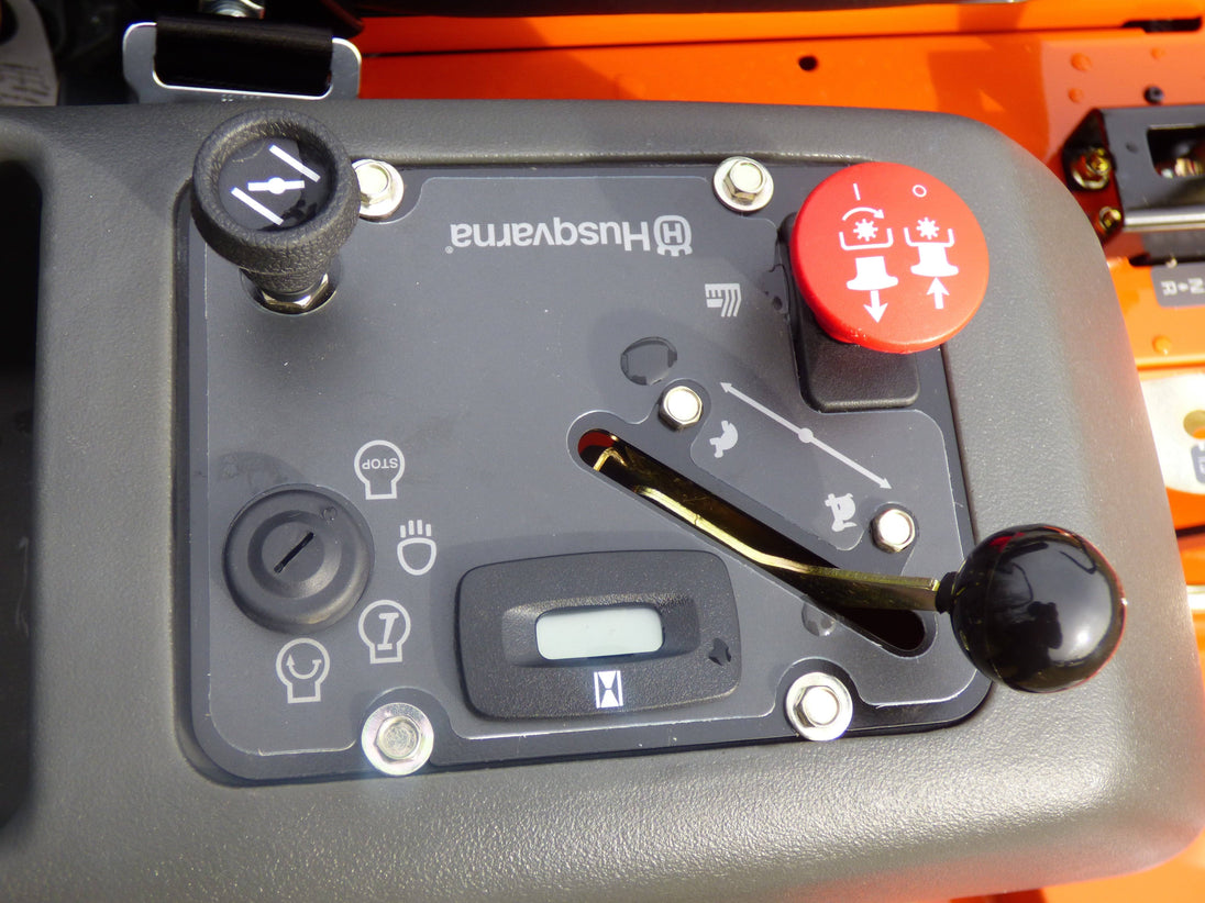 Husqvarna MZT61 KAW Mower with Gift Card