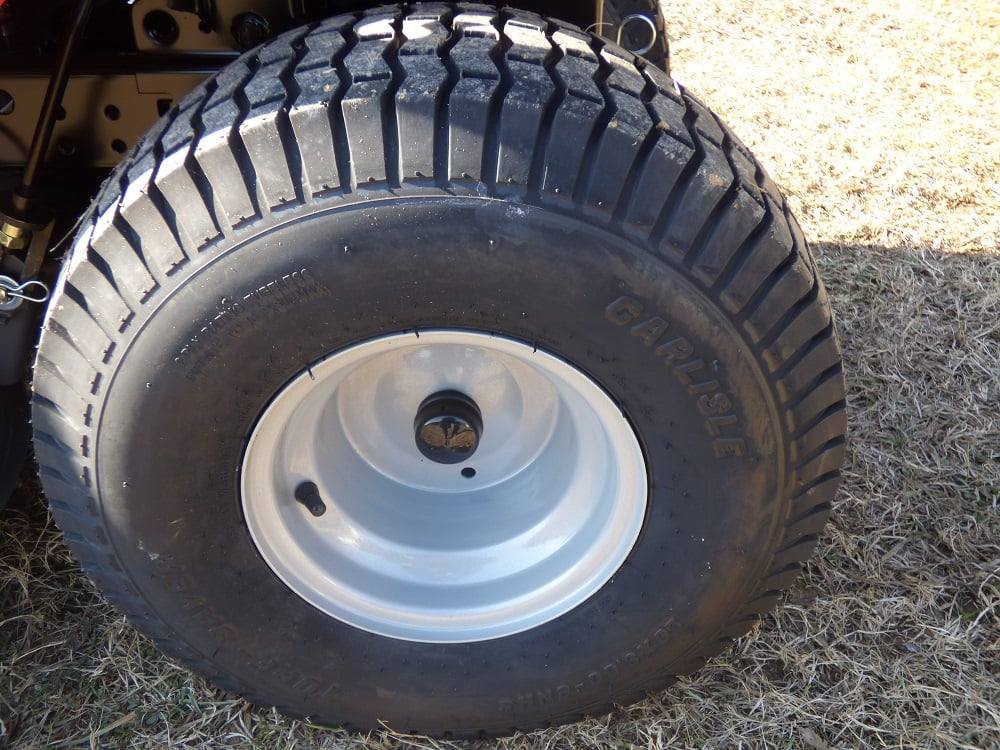 YTH22V46 Front right angle view
