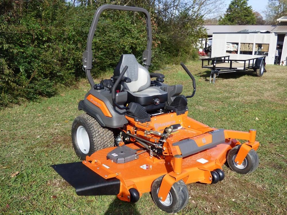 Husqvarna Z572X Zero Turn Mower 72" Deck 31 hp Kawasaki with Gift Card