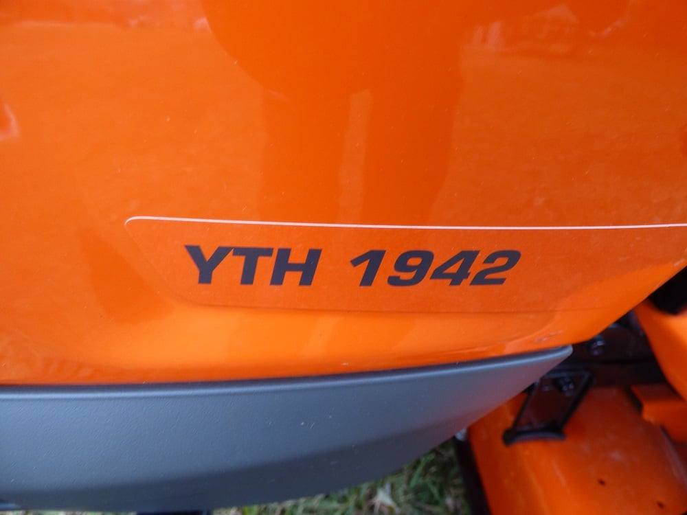 Husqvarna YTH1942 Lawn Tractor with Gift Card