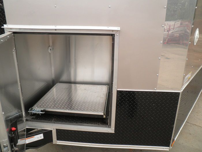 Enclosed Trailer 8.5'x26' Beige