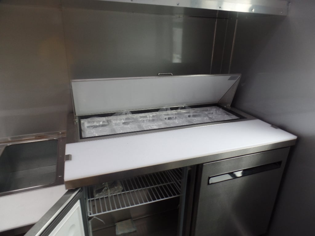 White 8.5x32 Commercial Food Concession Trailer 1