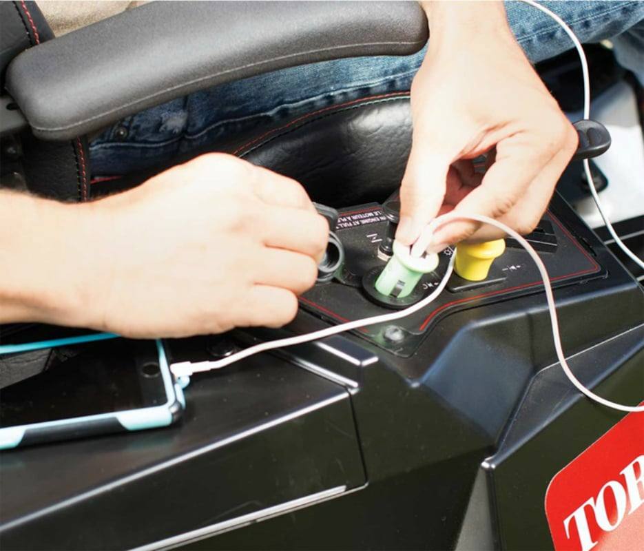 Toro 75212 TimeCutter HD Zero Turn Mower 54" Front Right