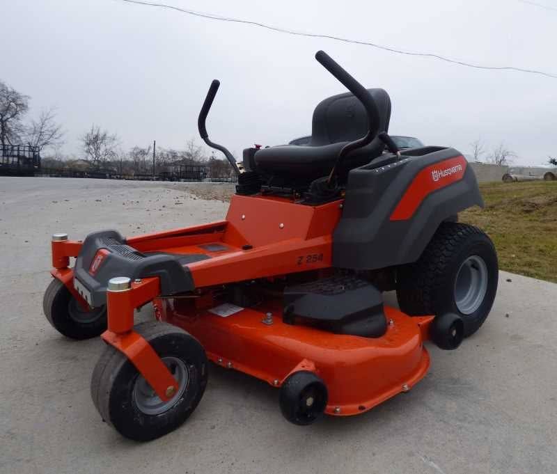 Husqvarna Z254 Zero Turn Mower w/ 3 Bin Bagger