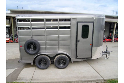 The Ultimate Guide to the 14ft Charcoal Horse Livestock Cattle Trailer with Dressing Room
