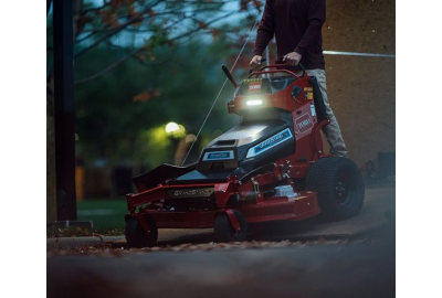 Exploring The Toro 18562 52" Revolution GrandStand Stand On Mower ELCT