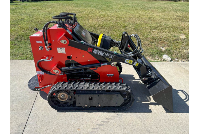 Agrotk LRT23 Mini Skid Steer Track Loader 23HP Engine