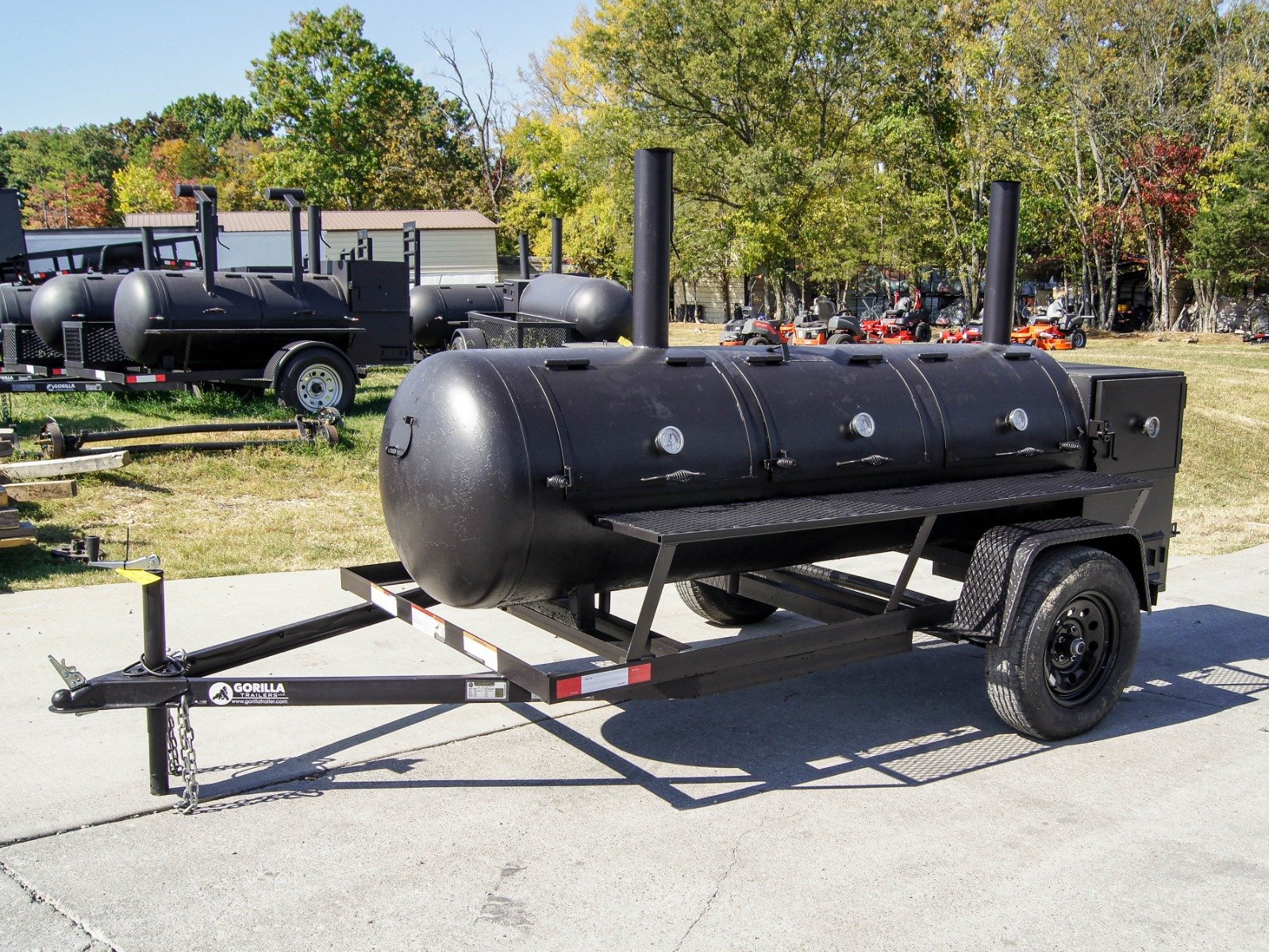 BBQ Smoker 300 Trailer Pull Behind with Wood Cage